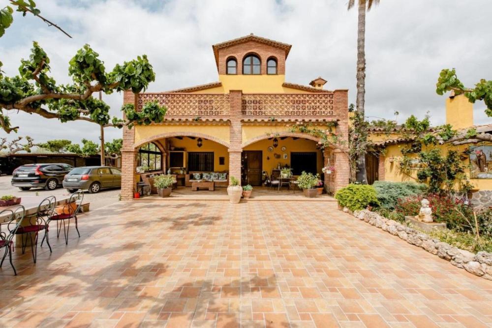 Masia Castellvi B&B Vinyols i Els Arcs Exterior photo