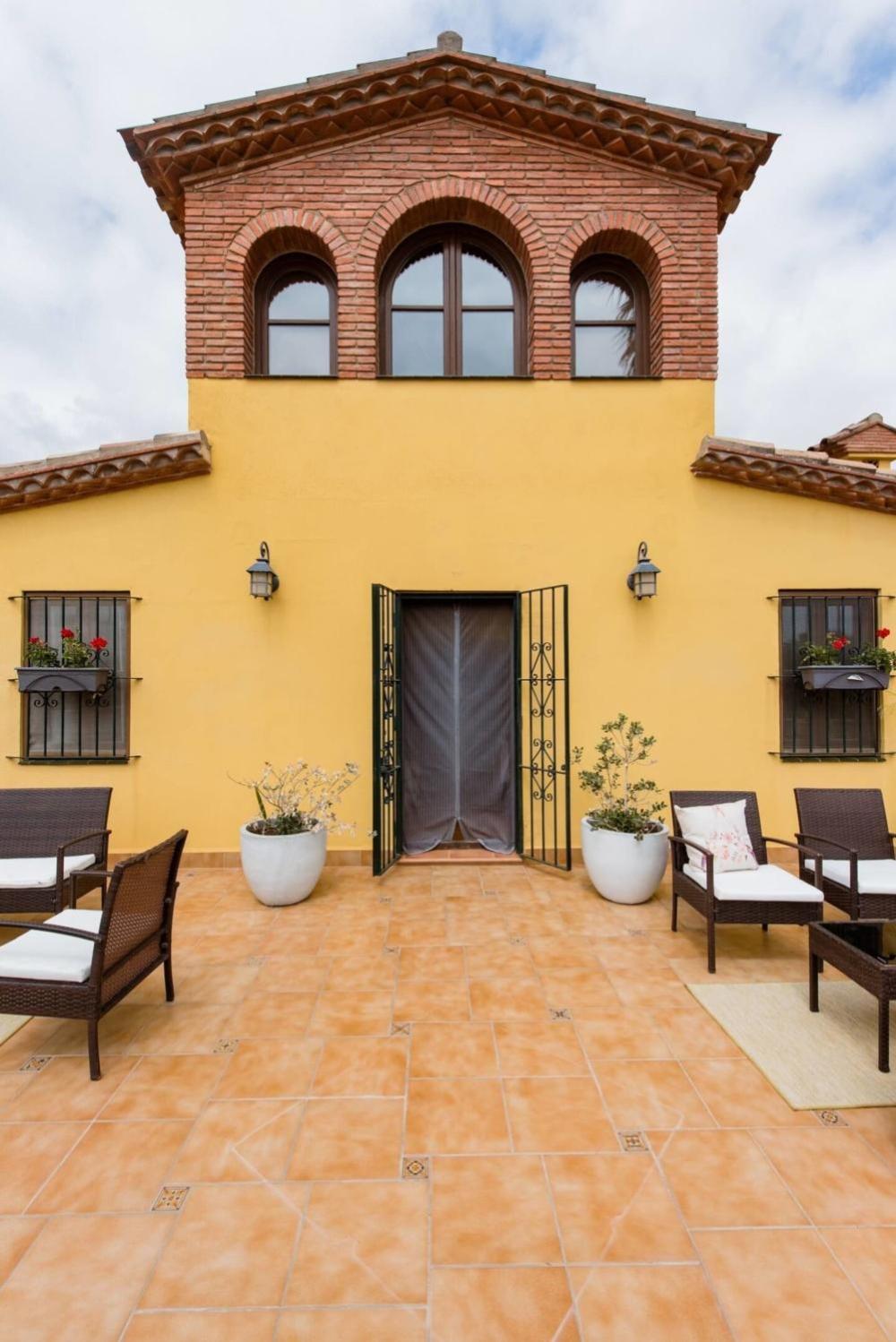 Masia Castellvi B&B Vinyols i Els Arcs Exterior photo
