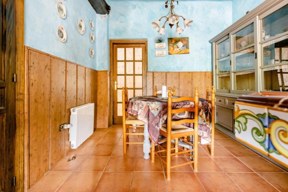 Masia Castellvi B&B Vinyols i Els Arcs Exterior photo